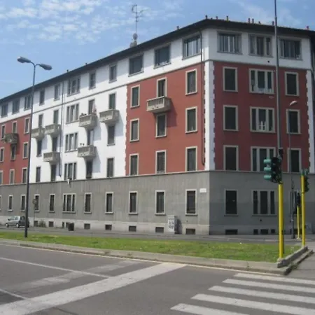 Apartment Bocconi Navigli Iulm Naba Ied, Max 2 Persons, Center Italy